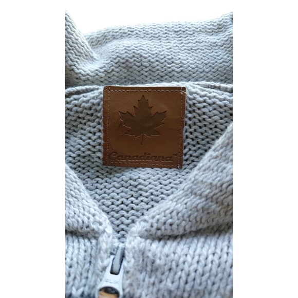 Cozy Gray Leaf Pattern Canada Cardigan - Picture 6 of 9